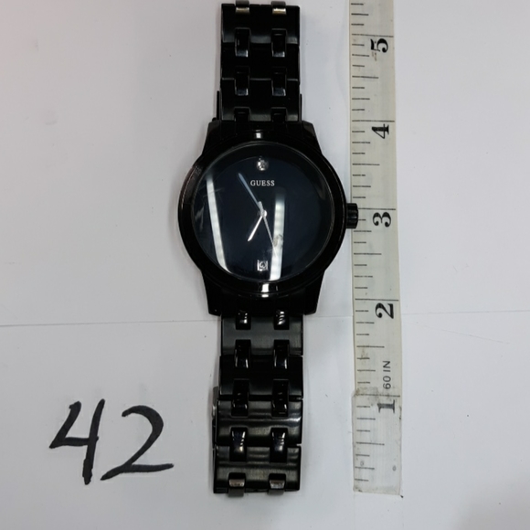 Guess Steel Round Diamond Black Men's Watch - Picture 2 of 4